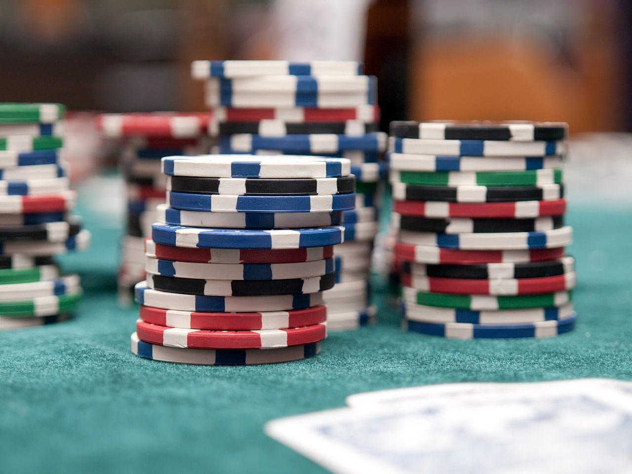 Live Casino vs casino en ligne : quelle est la différence ?