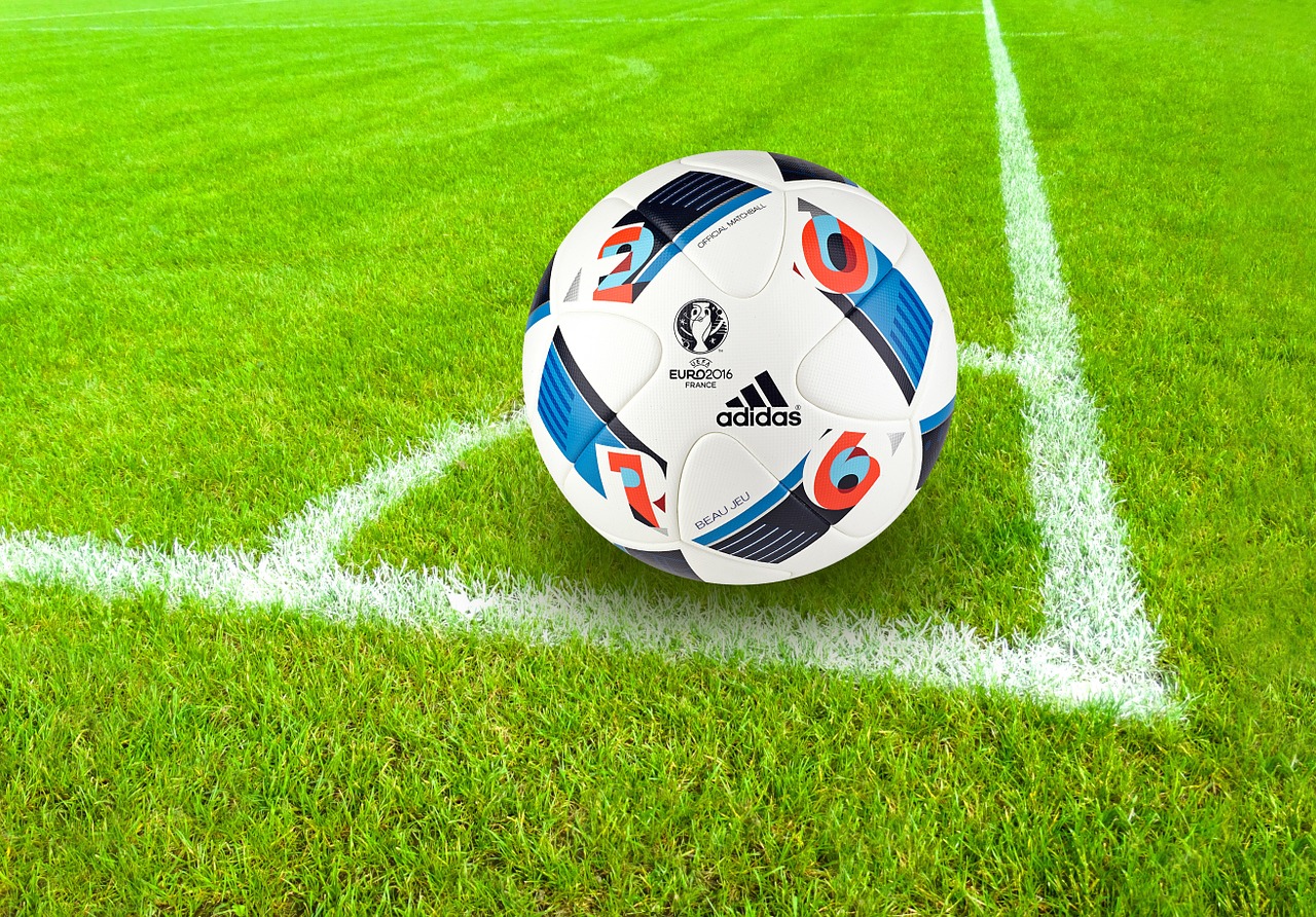 Les différentes manières d’améliorer l’utilisation du VAR en football